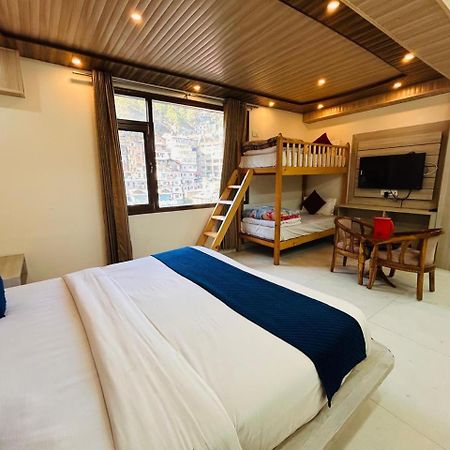 Yog Maya Regency B&B Шимла Экстерьер фото