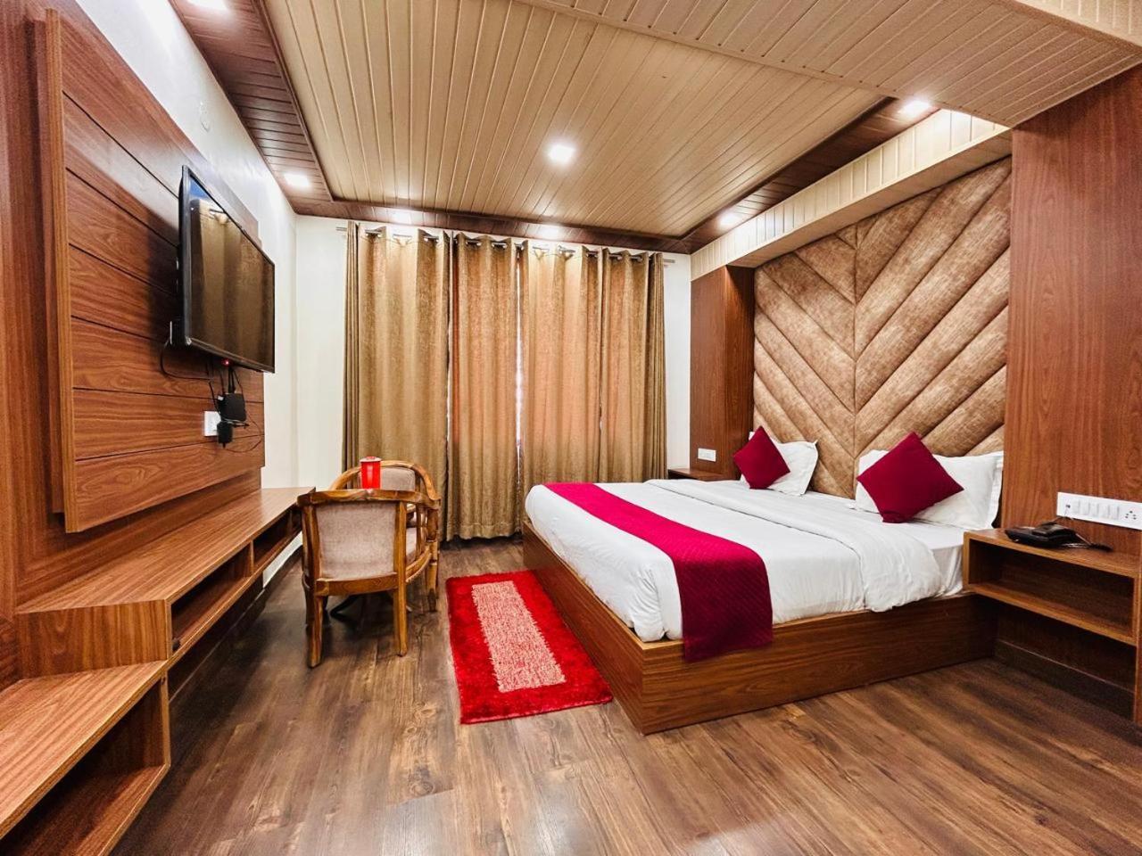 Yog Maya Regency B&B Шимла Экстерьер фото