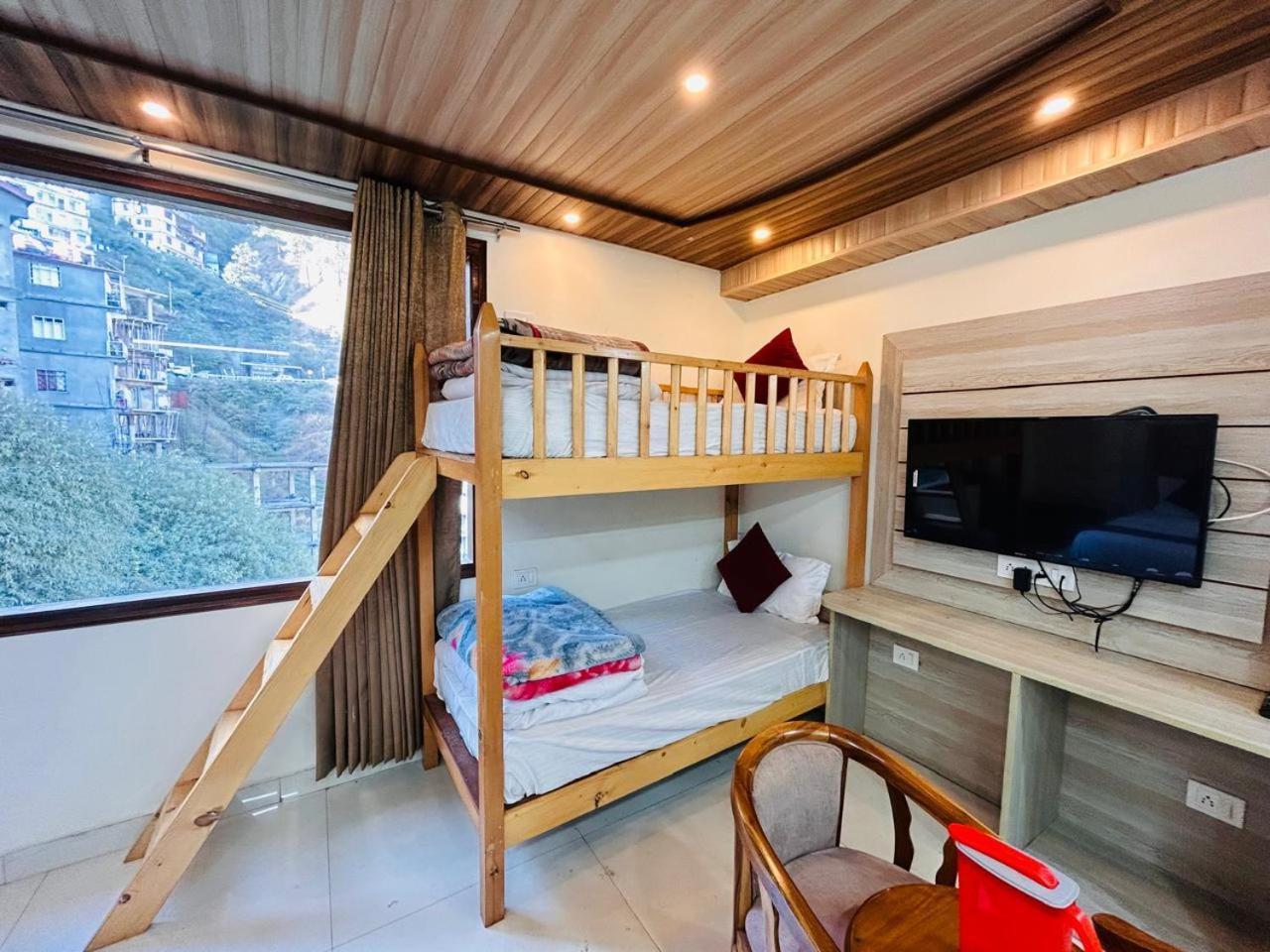 Yog Maya Regency B&B Шимла Экстерьер фото